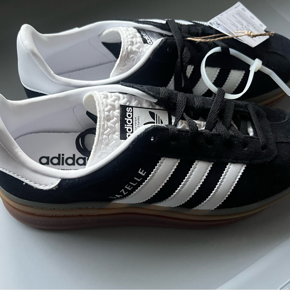 Adidas Gazelle Men’s Black and White Classic Sneakers